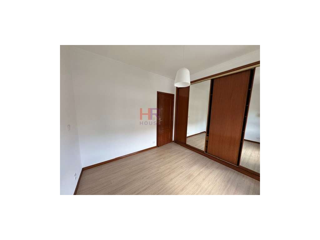 Apartamento T2 renovado com área útil de 62m² em Eiras, Coimbra. Id...-5