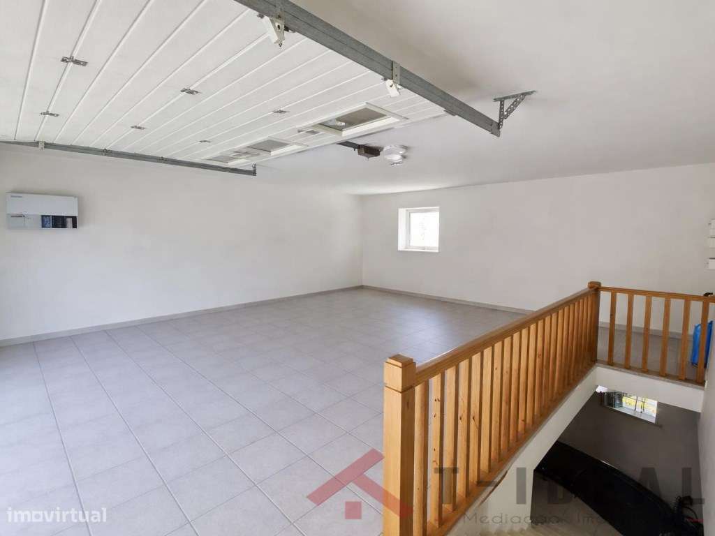 Moradia T3 próxima da Praia da Areia Branca-22