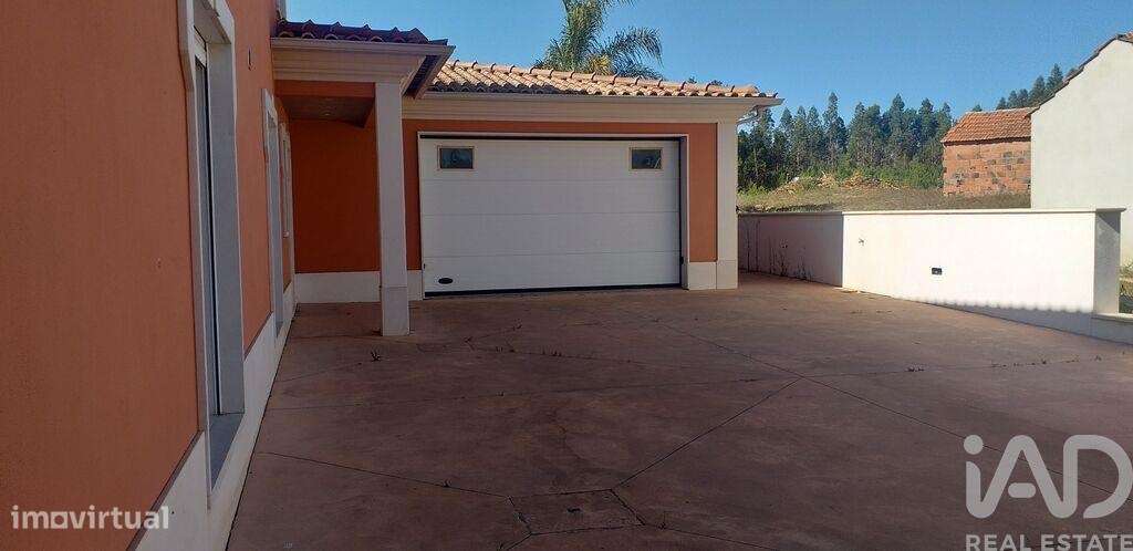 Casa T6 em Bidoeira de Cima de 372,00 m2 - Grande imagem: 3/22