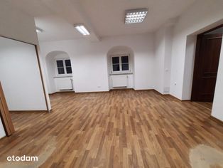 LOKAL BIUROWY CENTRUM 33 m2 KLUCZBORK