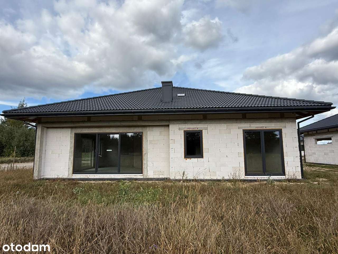 Dom w stanie surowym zamkniętym OSIEDLE TERAŹNIEJSZA  Serock-4