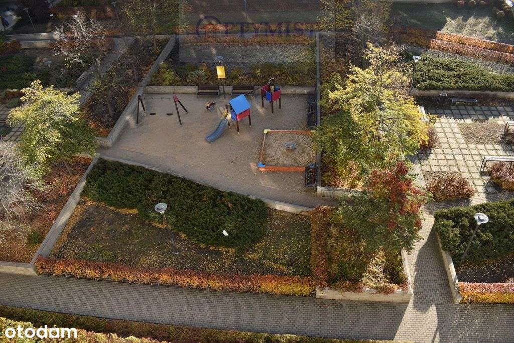 Czteropokojowe z 2 balkonami w centrum Gocławia-19