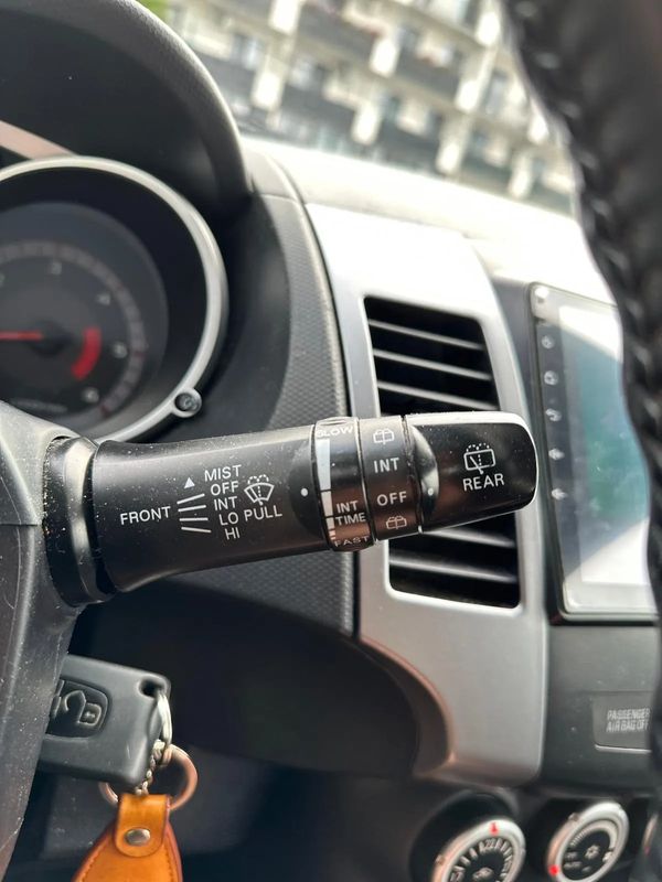 Peugeot 4007 HDI FAP 7-Sitzer Active - 29