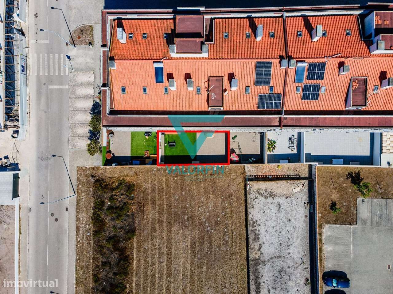 Apartamento T2 c/ Terraço de 95m2 + Garagem / Marinha Grande-26