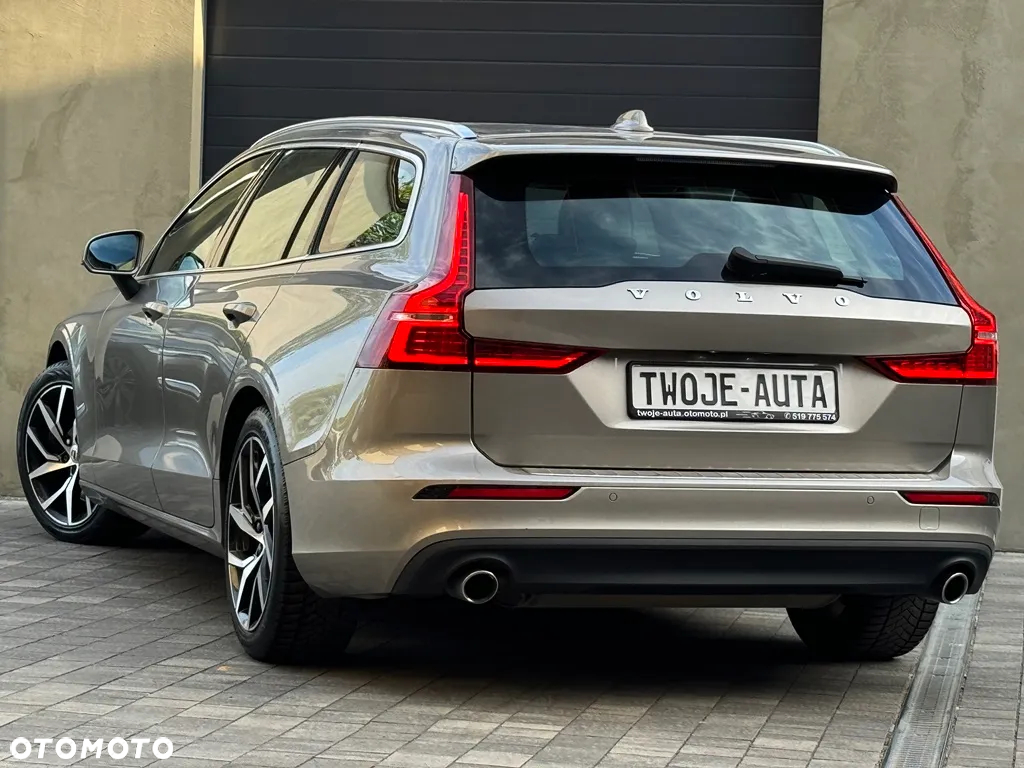 Volvo V60 T5 Geartronic Momentum Pro - 19