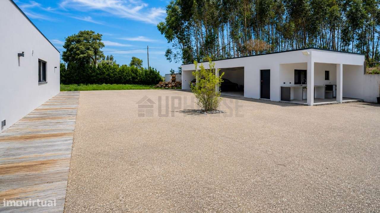 Quinta com Moradia T3 Isolada e Piscina | Água Belas, Ferreira do Zêze-28
