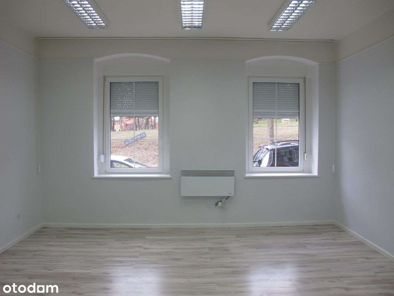 Lokal na parterze obok Urzędu Miasta - Pełny obrazek: 5/13