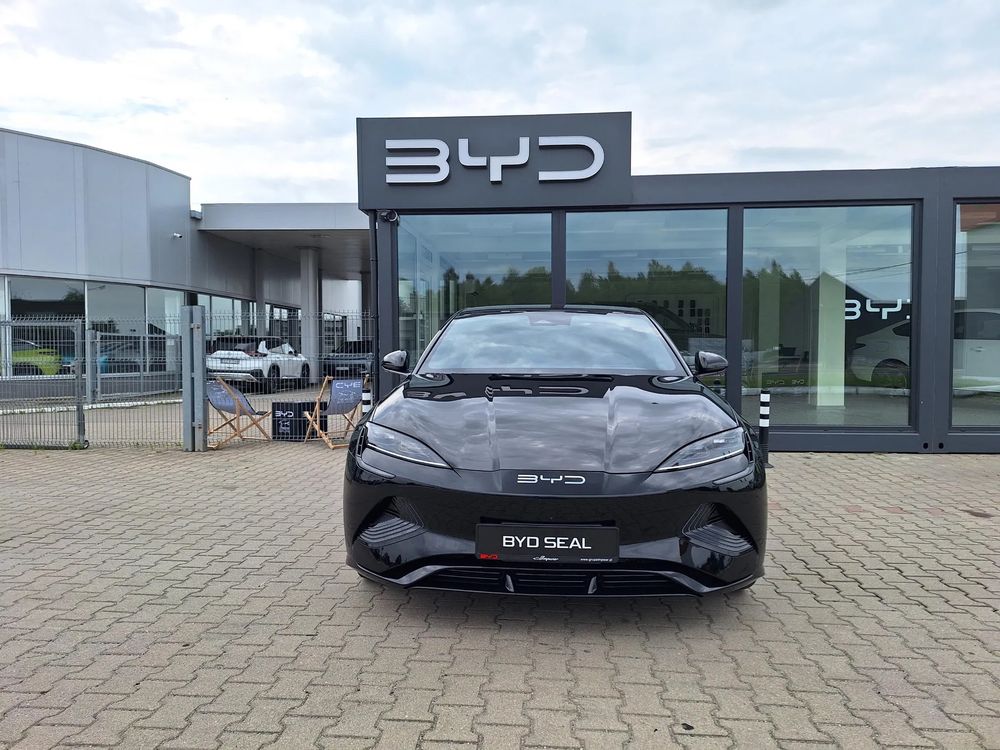 DEMO / Zasięg 570 km / Dynaudio® / Kamera 360