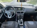 Volvo V40 D2 Kinetic - 12