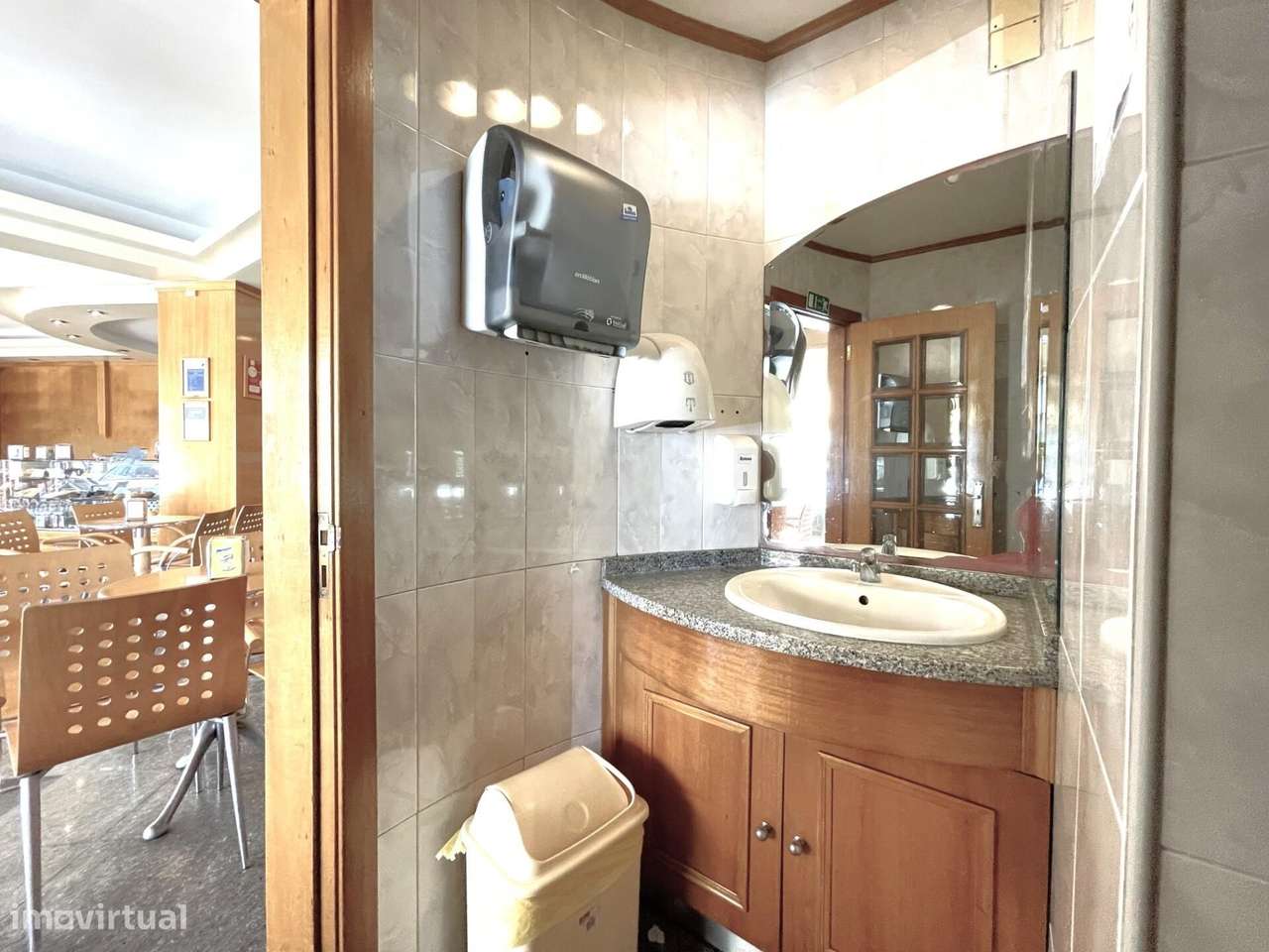 Café/Pastelaria Venda na Cova dos Vidros - Quinta do Conde-16