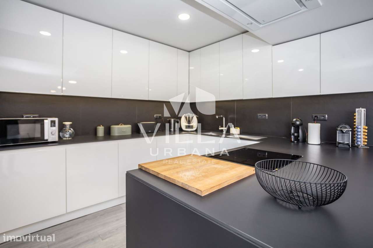 Moradia T3 com Excelentes Áreas, Garagem e Espaço Exterior em Alcabi-28