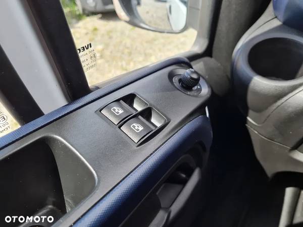 Iveco DAILY 35S16 ​*L3H2​*AUTOMAT​*KLIMATYZACJA​*TEMPOMAT​*RAMPA​*7 - 18