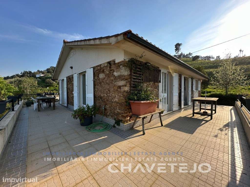 OPORTUNIDADE! Moradia em pedra com alojamento local junto à Albufei...-32