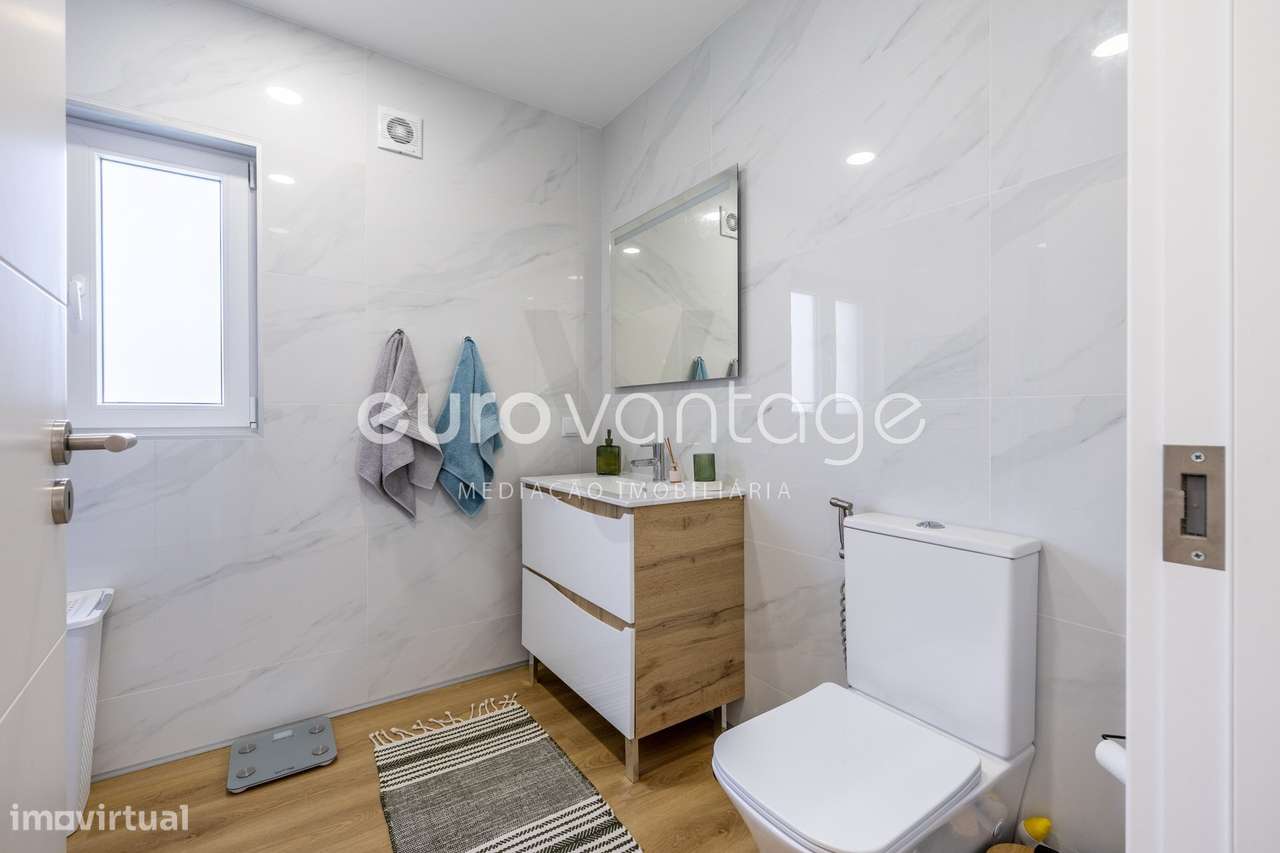 Moradia T2 totalmente remodelada, na Maceira-25
