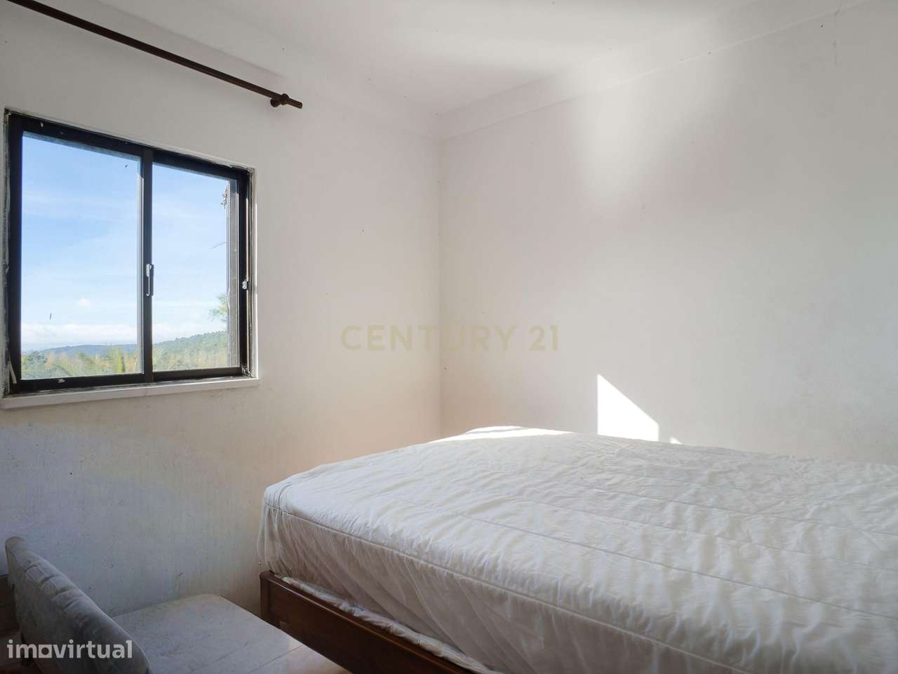 Casa com charme, vista mar e muito potencial-19