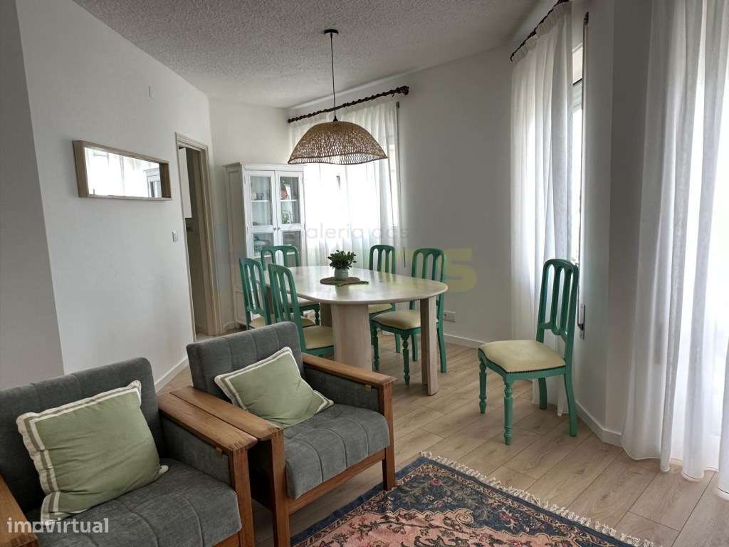 Apartamento T5 Mobilado | Leiria | Marinha Grande | SÃO PEDRO DE MÔEL. - Grande imagem: 2/31
