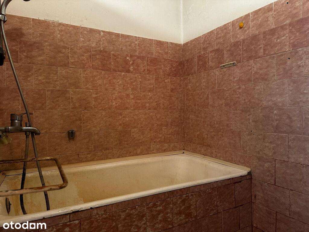 Na sprzedaż mieszkanie o pow. 63m2 do remontu-12