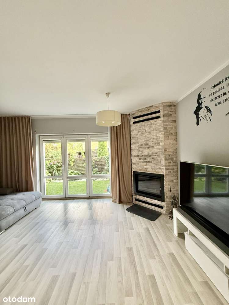 Segment skrajny 92m2 z dużym ogrodem i tarasem na dachu !-4