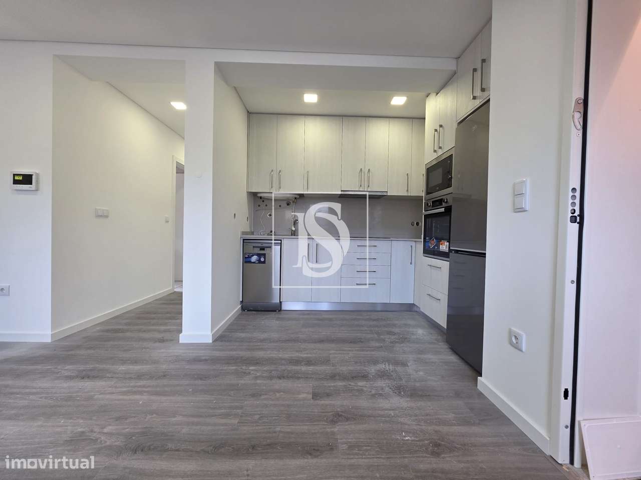 Apartamento T2 novo, no Botulho - Grande imagem: 4/14