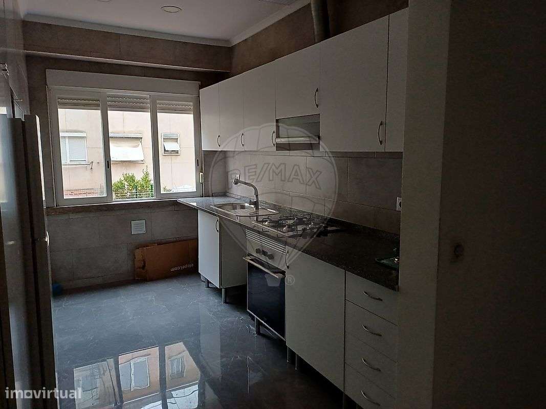 Apartamento T2 para arrendamento - Grande imagem: 3/13