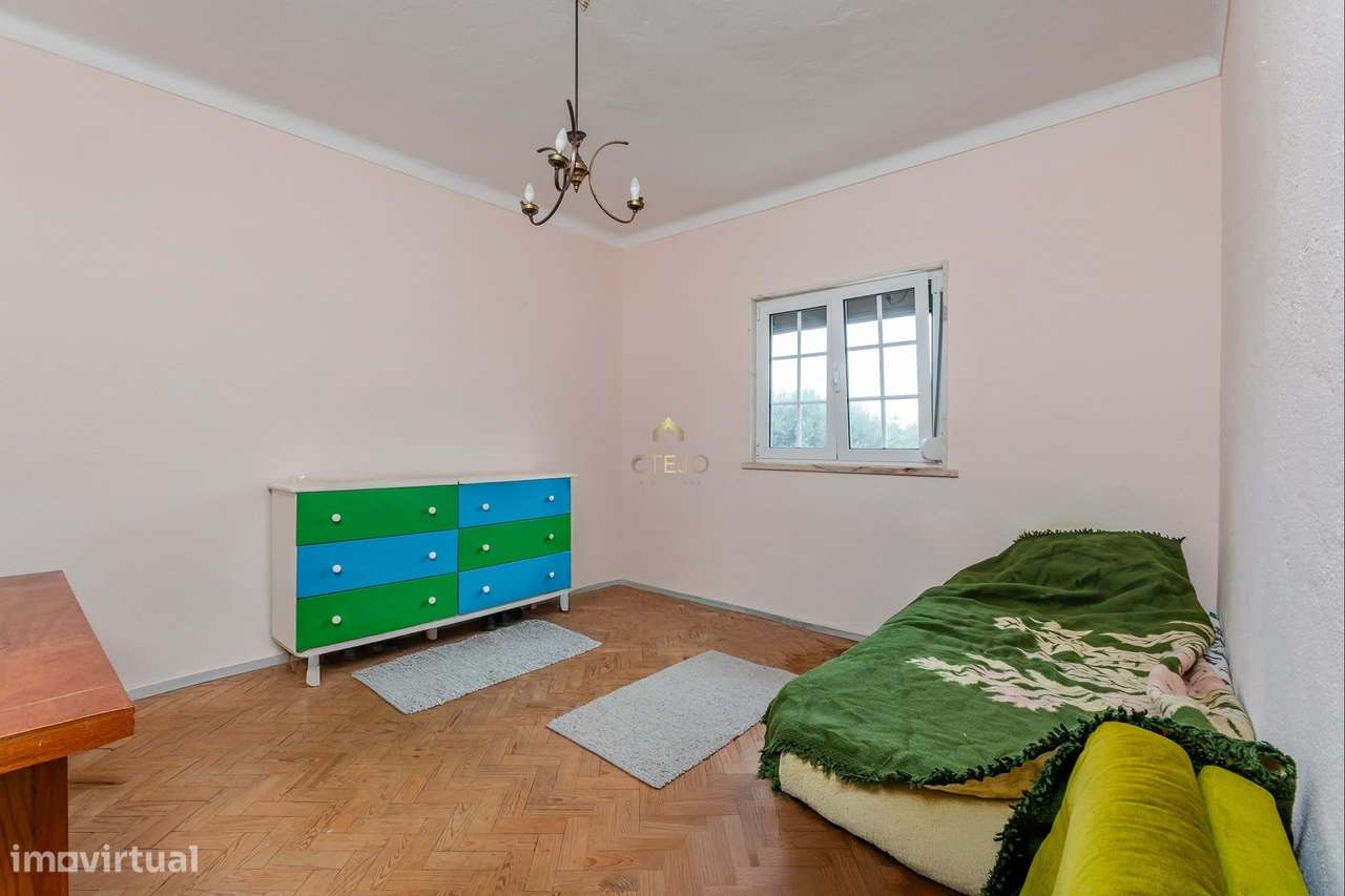 Moradia em Via Rara-4