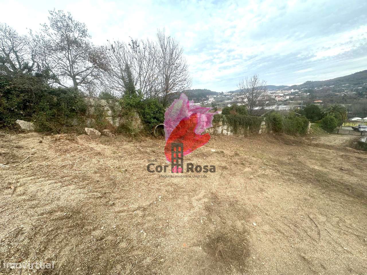 Terreno Industrial em Venda no Parque Industrial de Infias-2