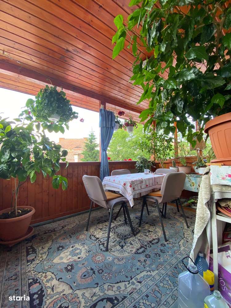 Apartament cu 4 camere la etajul 1 in zona Orasul de Jos-13