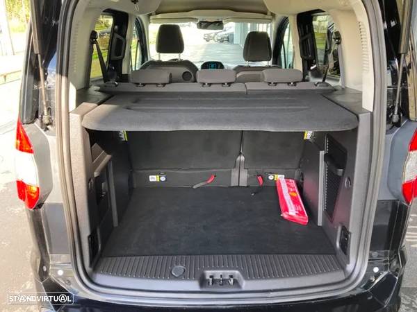 Ford Tourneo Courier 1.0 EcoBoost S&S Titanium - 30