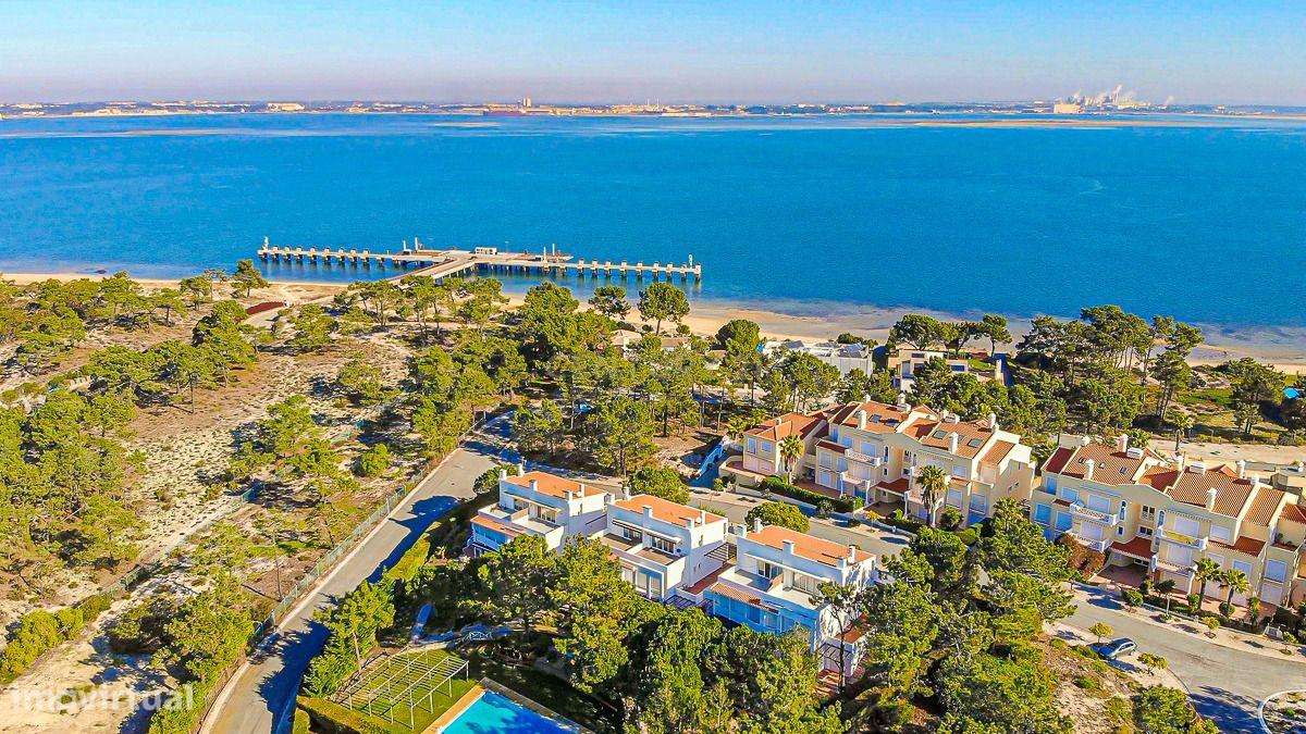 MORADIA T4/T5 DE LUXO EM SOLTROIA - Grande imagem: 5/47