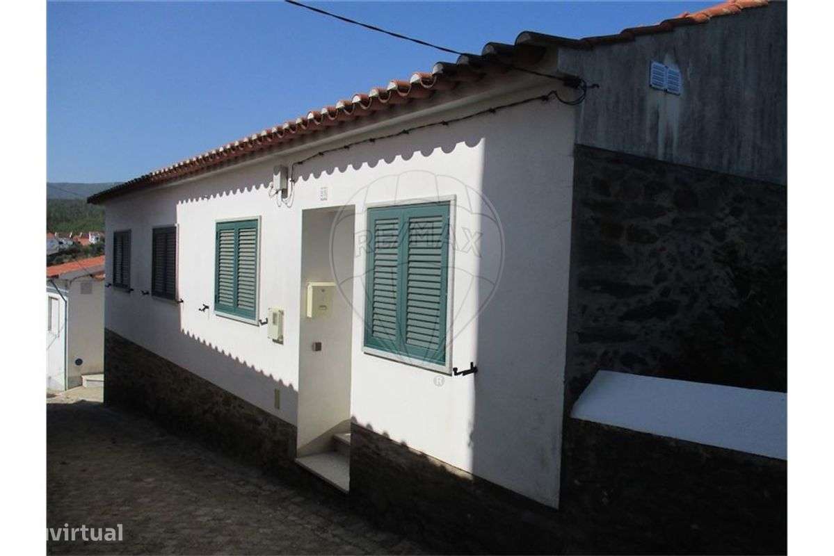 Moradia T2 para venda - Grande imagem: 2/40