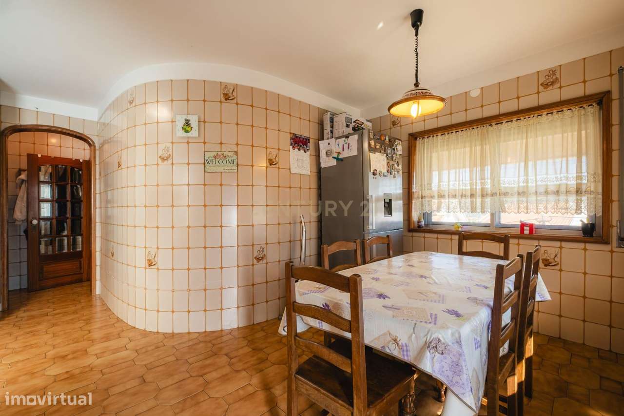Excelente moradia T3 situada em São Pedro da Cova, Gondomar-51