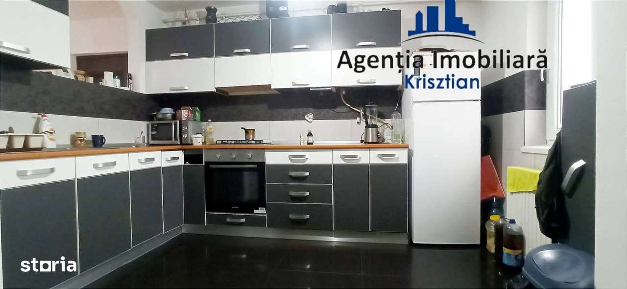 Apartament cu 4 camere - Imagine principală: 4/10