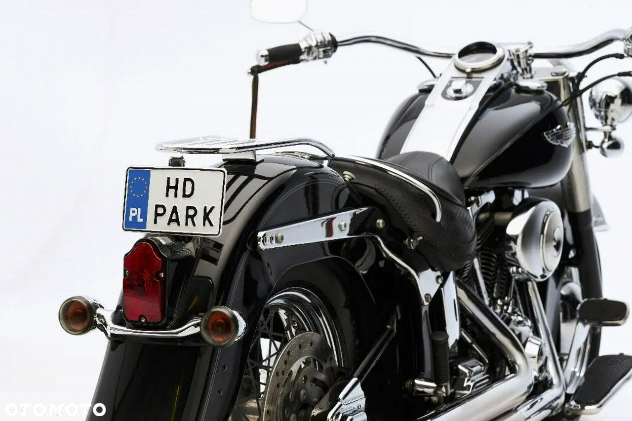 Harley-Davidson Softail Deluxe - 13