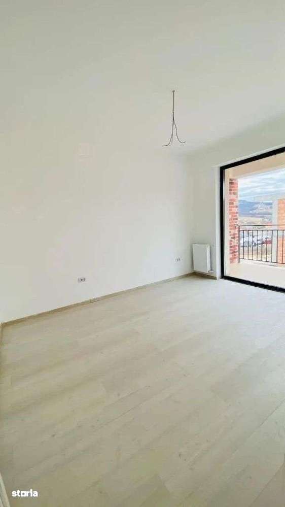 REVANZARE INTABULAT 2 camere + LOC PARCARE+ boxa hanul 3 sarmale-4