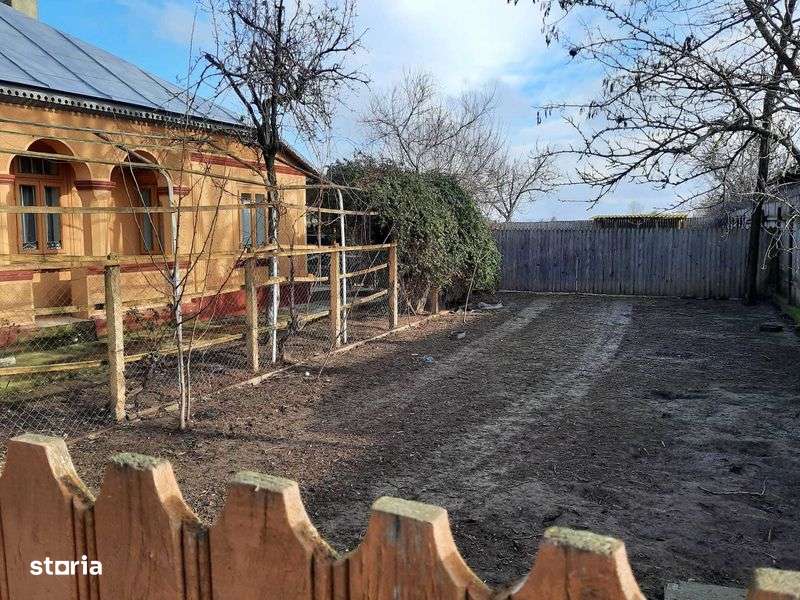 Viziru / Braila - Casa batraneasca + Teren - Imagine principală: 4/8