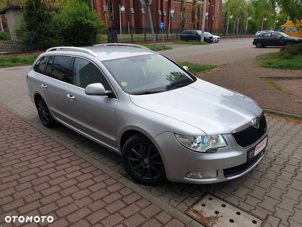 Skoda Superb 1.6 TDI Elegance Greenline - 9