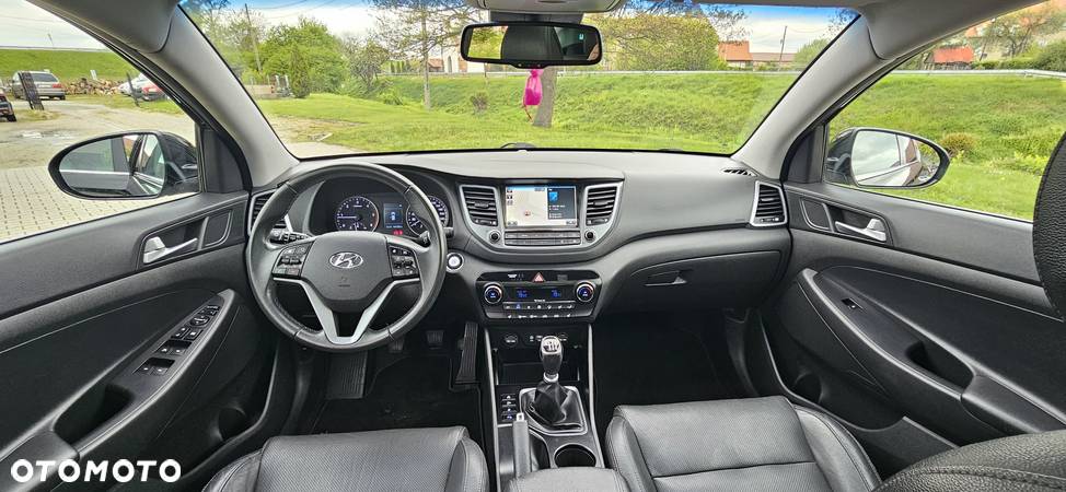 Hyundai Tucson blue 1.7 CRDi 2WD Passion Plus - 24