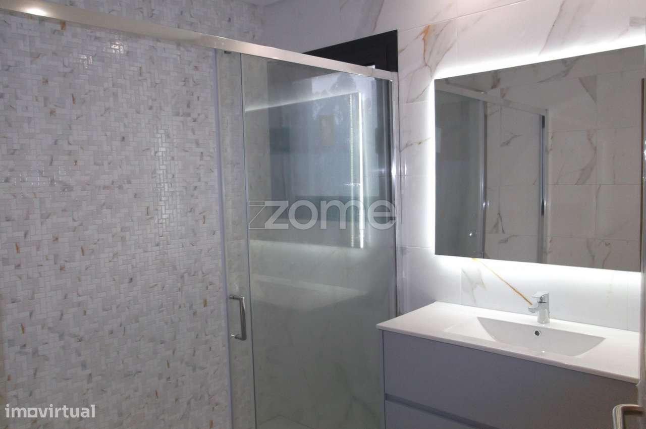 MORADIA NOVA T3 EM LOBÃO - Grande imagem: 4/26