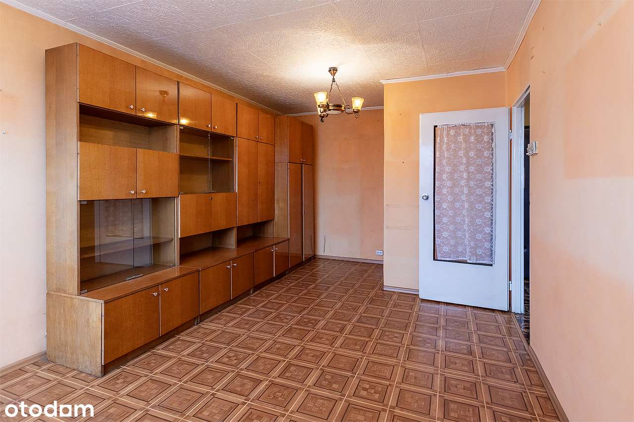 Ustawne 3 pokoje z dużym balkonem! Atrakcyjna cena!-0