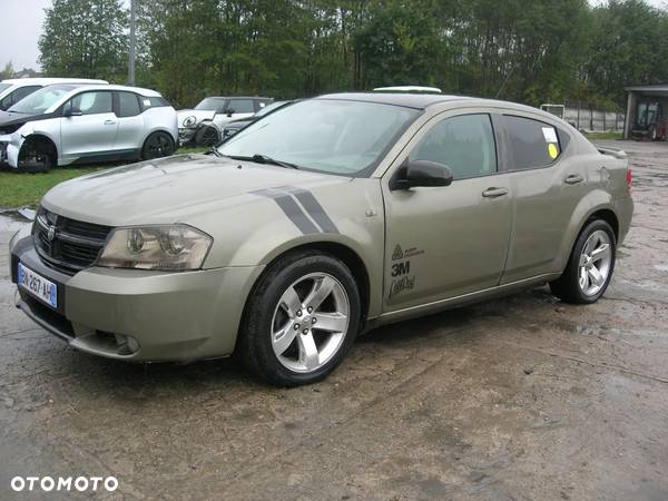 Dodge Avenger 2.0 CRD SE - 1