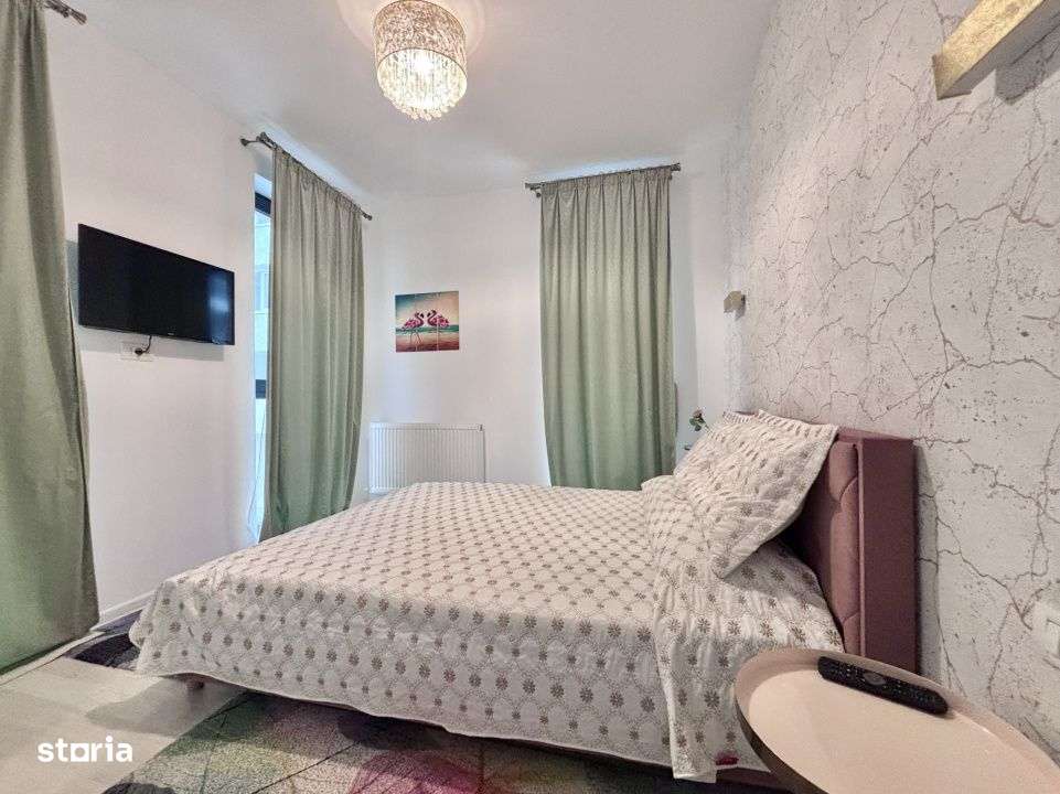 Inclusiv vara- prima linie la mare-loc de parcare - Imagine principală: 4/6