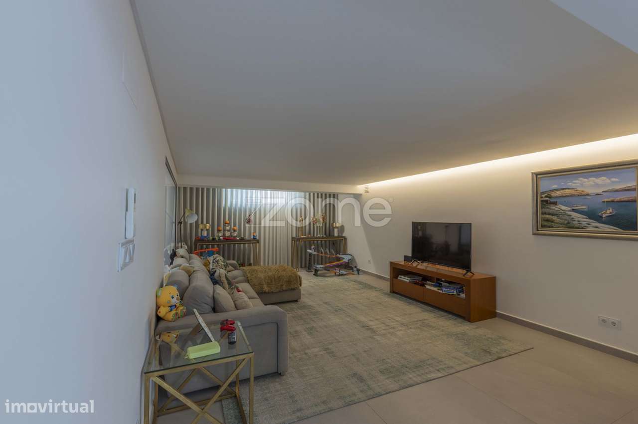 Moradia unifamiliar independente T4-51