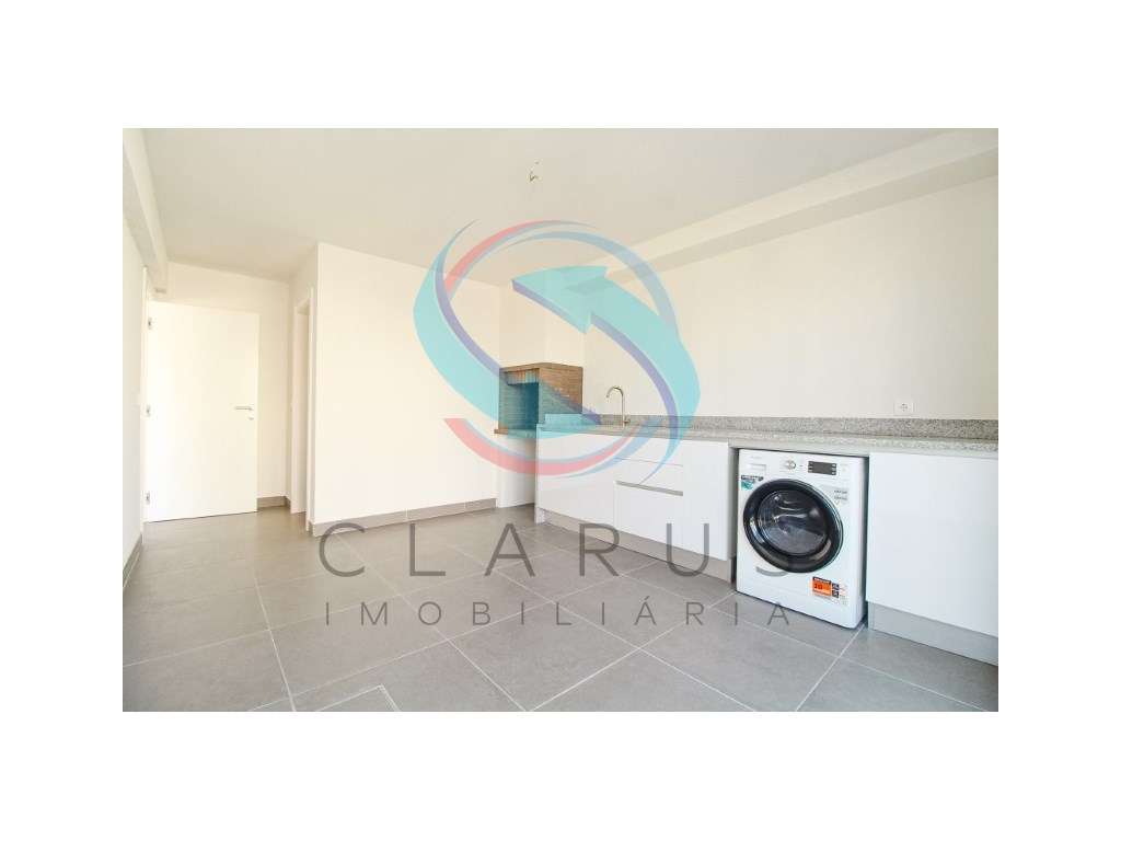 Moradia geminada em Vale de Milhaços-33