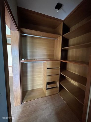 Apartamento T3 com garagem dupla – São Bernardo-22