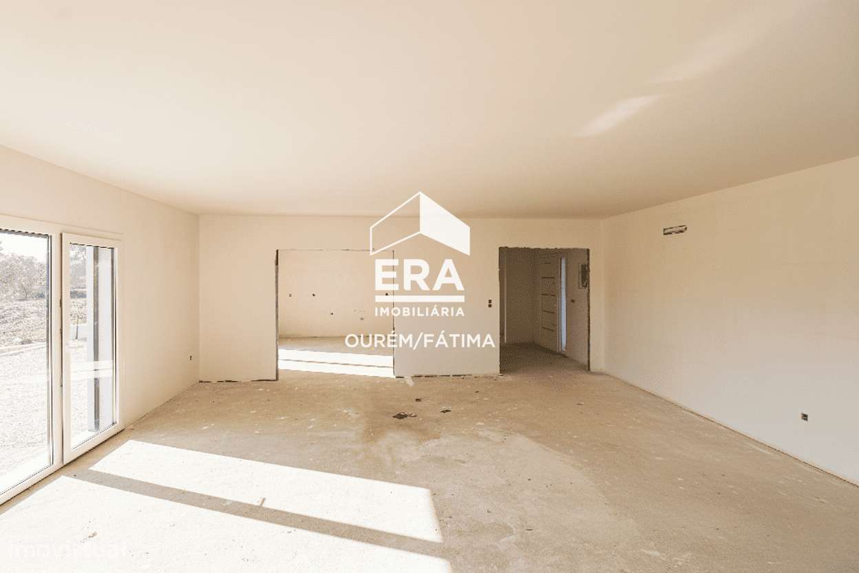 Moradia T4, térrea, em fase final de construção - Grande imagem: 4/26