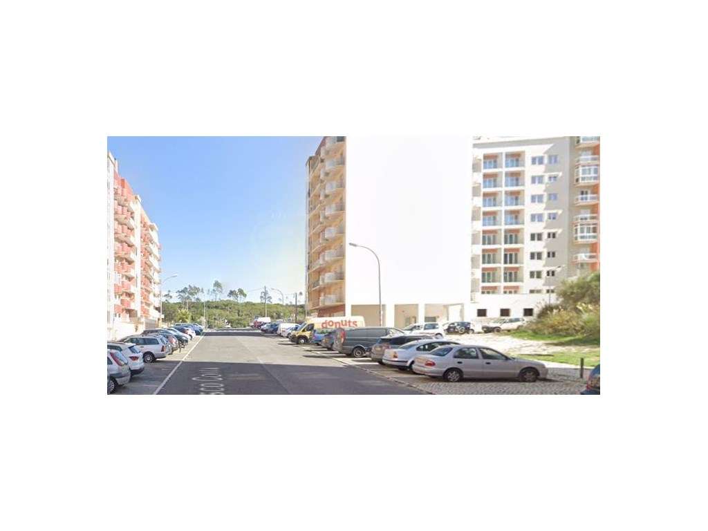 Rio de Mouro (Rinchoa) - Terreno c/ 646 m², para construção de 25 A... - Grande imagem: 5/5