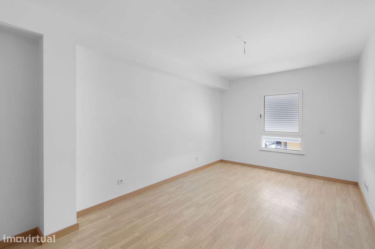 Apartamento T2 novo com garagem em Tortosendo-8