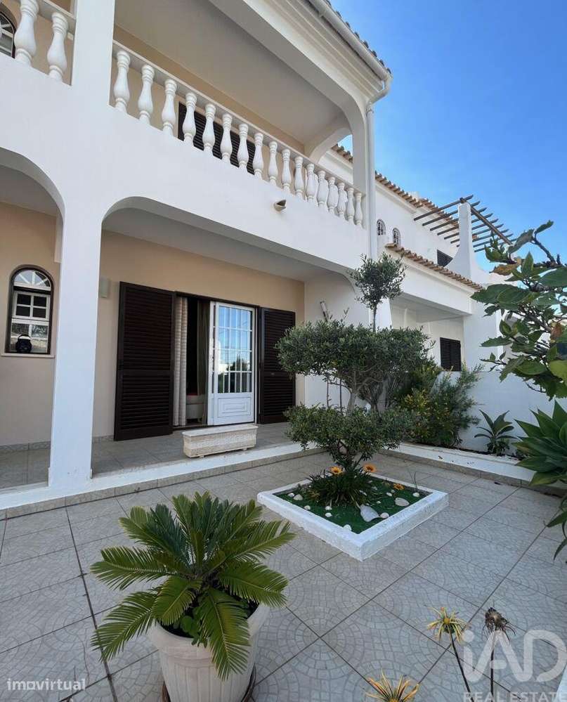 Casa tradicional T3 em Algoz e Tunes de 175,00 m2 - Grande imagem: 2/18