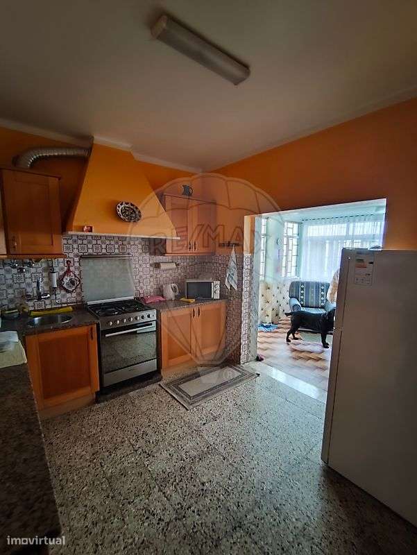 Moradia T2 para venda - Grande imagem: 2/4