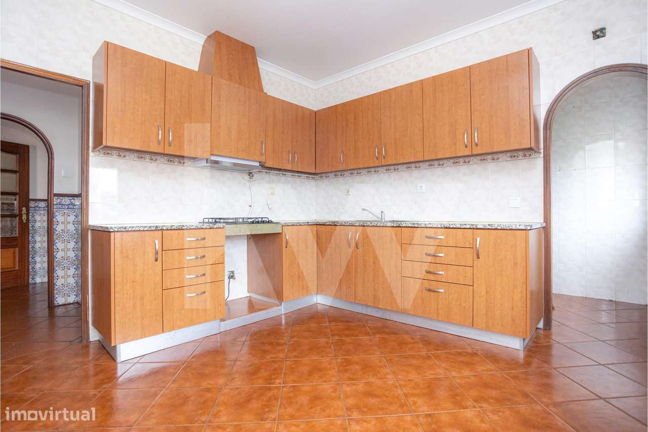 Dois apartamentos para venda: um T3 e um T2+1 com sótão! - Grande imagem: 3/20